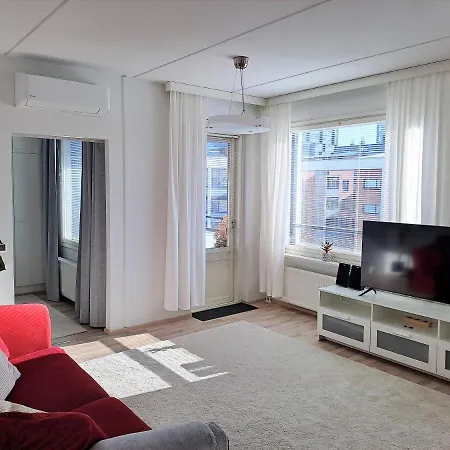 Διαμέρισμα Saunallinen Kaksio Ilmastoinnilla Ja Autopaikalla! Όουλου