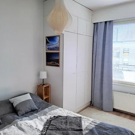 Saunallinen Kaksio Ilmastoinnilla Ja Autopaikalla! Διαμέρισμα