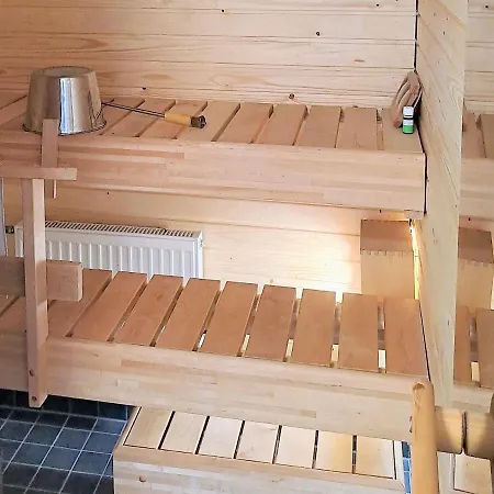 Διαμέρισμα Saunallinen Kaksio Ilmastoinnilla Ja Autopaikalla! *