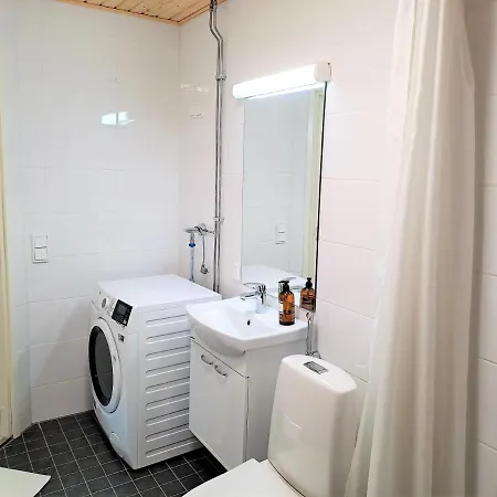 Saunallinen Kaksio Ilmastoinnilla Ja Autopaikalla! Διαμέρισμα *